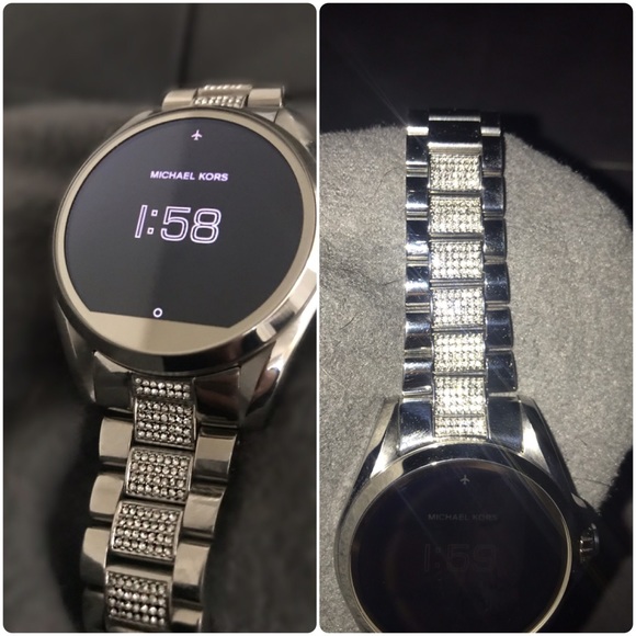 MK michael kors Smartwach - Picture 3 of 3